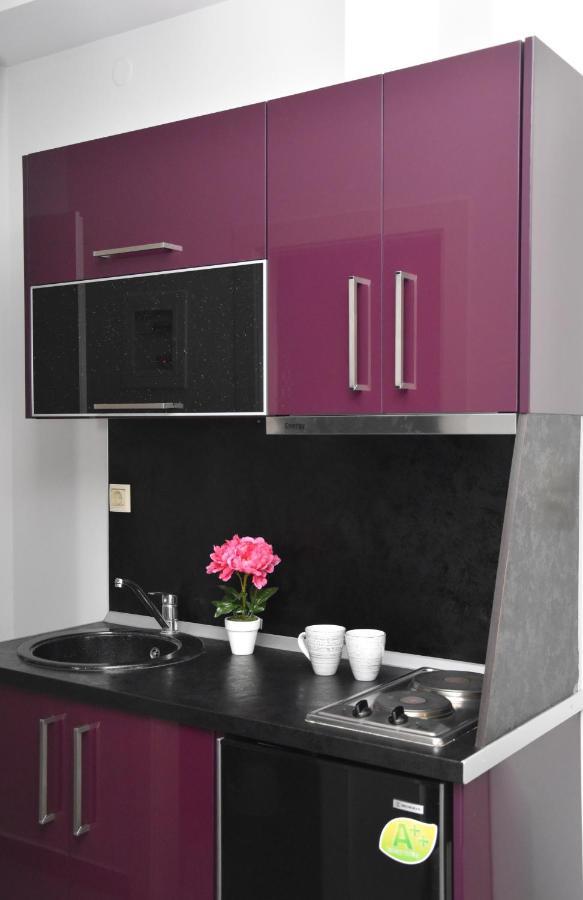 Cross Plaza Aparthotel Ставрос Екстериор снимка