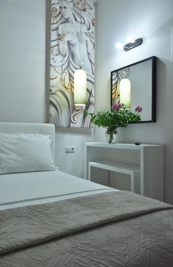 Cross Plaza Aparthotel Ставрос Екстериор снимка